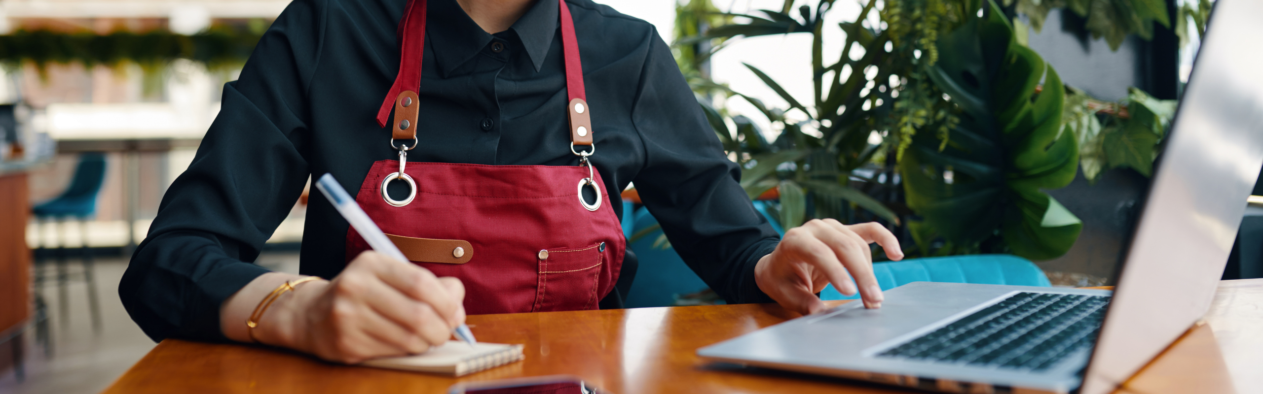 Obrazek wyróżniający dla 'Jak zautomatyzować zamówienia personalizowane? Rozwiązanie Monitora ERP w firmie produkcyjnej'