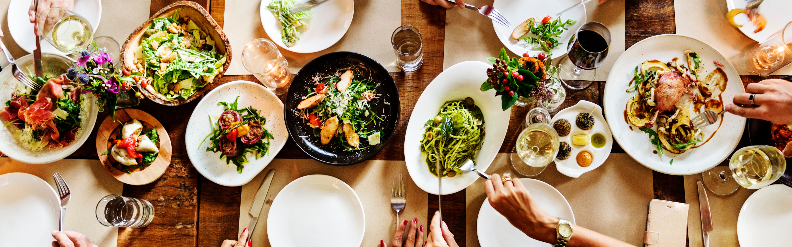 Obrazek wyróżniający wpisu 'ERP dla gastronomii – jak system IT pomaga restauracjom zarabiać więcej i lepiej zarządzać biznesem '